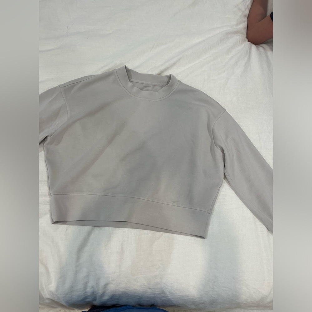 Lululemon Softstream Crewneck in Color Bone